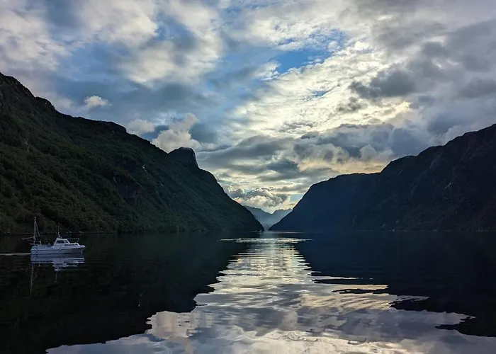 Frafjord Apartments Froya
